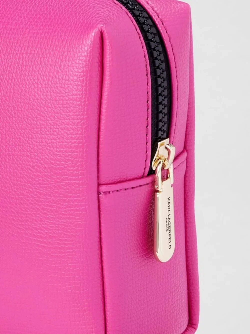 Chic Women's Maybelle Cosmetic Bag - Stylish Makeup Organizer & Travel Essential